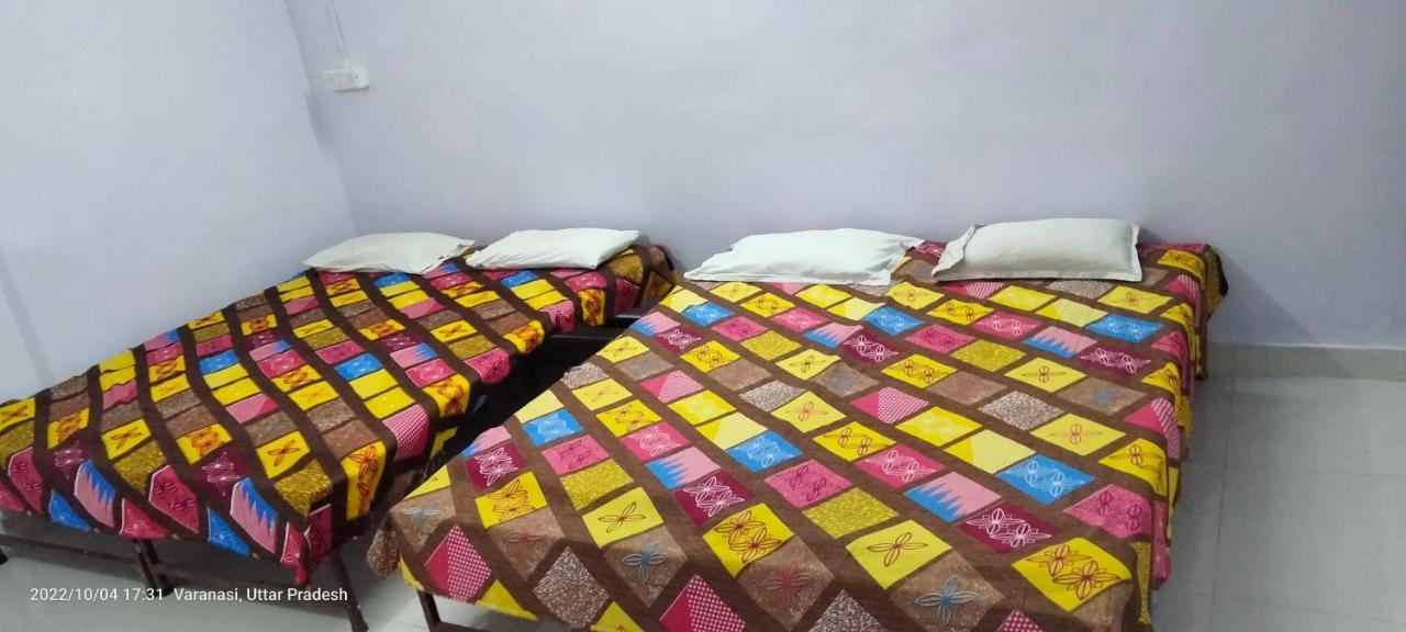 Shri Swami Sheetal Das Akhada B1-88 Assi , Near Pushkar Talab,Varanasi, Ashram Dharmshala Hotel Exterior photo